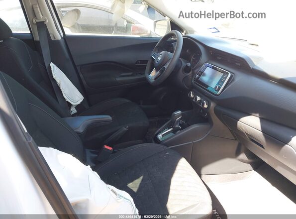 3N1CP5BV2ML555347 2021 NISSAN KICKS Белый Вид салона спереди