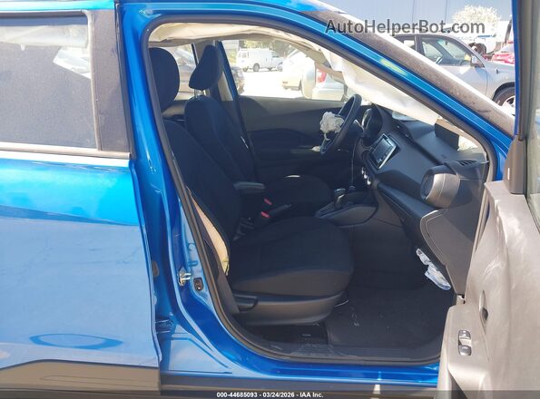3N1CP5BV4RL573906 2024 NISSAN KICKS Синий Вид салона спереди