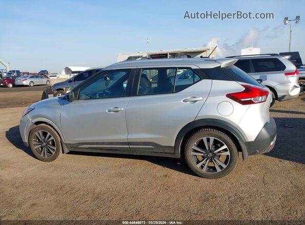 3N1CP5CU1KL471135 2019 NISSAN KICKS Silver 360 interior view