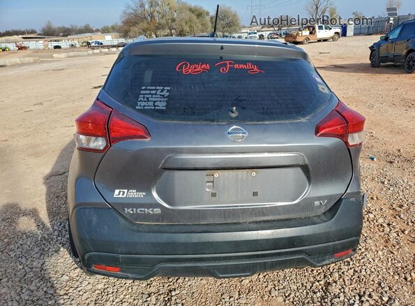 3N1CP5CU2JL501886 2018 NISSAN KICKS Silver Rear view