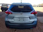 2018 Nissan Kicks S Серебряный vin: 3N1CP5CU3JL518499