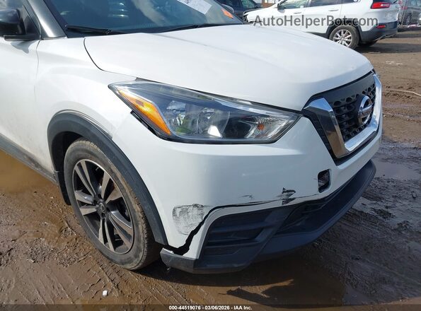 3N1CP5CU4JL514266 2018 NISSAN KICKS Белый Вид щитка приборов
