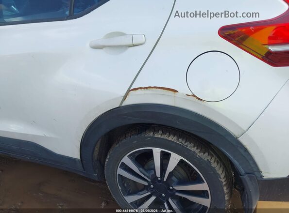 3N1CP5CU4JL514266 2018 NISSAN KICKS Белый Панорамный вид салона 360°