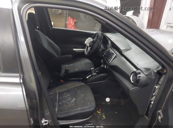 3N1CP5CU4JL535912 2018 NISSAN KICKS Gray Widok wnętrza z przodu