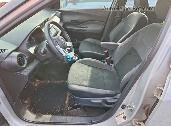 3N1CP5CU4KL526323 2019 NISSAN KICKS Silver Vista interior delantera
