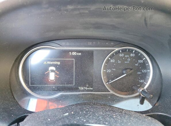 3N1CP5CU4KL534762 2019 NISSAN KICKS White Instrument cluster view