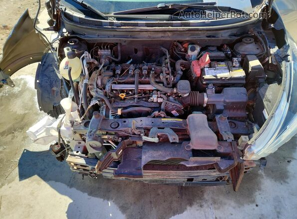 3N1CP5CU5KL559976 2019 NISSAN KICKS Gray Engine compartment view
