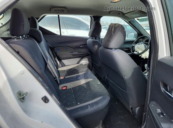 3N1CP5CU6KL505618 2019 NISSAN KICKS White Widok wnętrza z tyłu