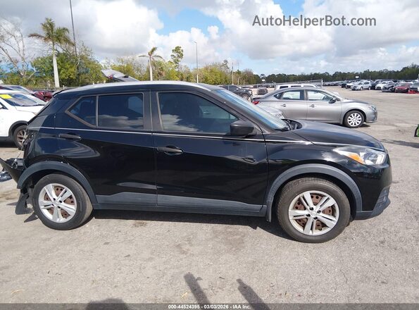 3N1CP5CU7JL498676 2018 NISSAN KICKS Black Widok wnętrza z tyłu