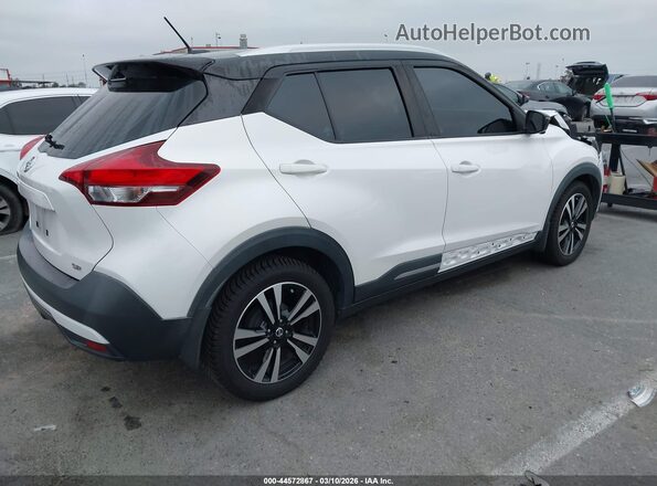 3N1CP5CU7KL519723 2019 NISSAN KICKS Белый Задняя правая четверть