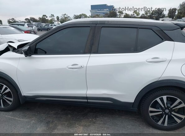 3N1CP5CU7KL519723 2019 NISSAN KICKS Белый Панорамный вид салона 360°
