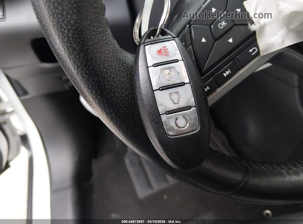3N1CP5CU7KL519723 2019 NISSAN KICKS Белый Вид панели приборов