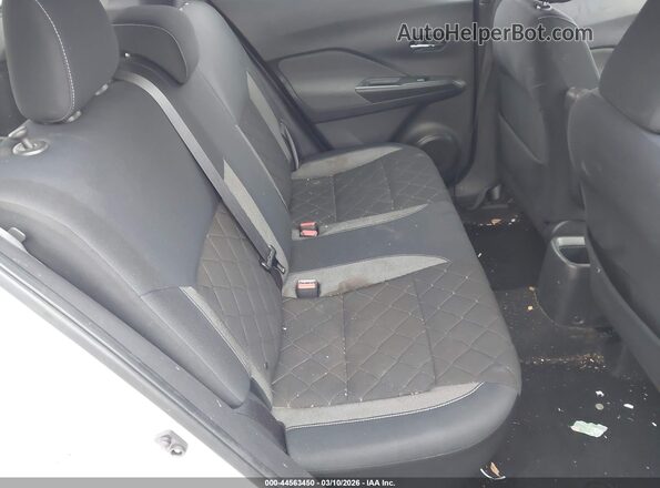 3N1CP5CU8JL514061 2018 NISSAN KICKS White VIN կոդի պիտակի տեսք