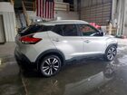 2018 Nissan Kicks Sv Серебряный vin: 3N1CP5CU8JL516389