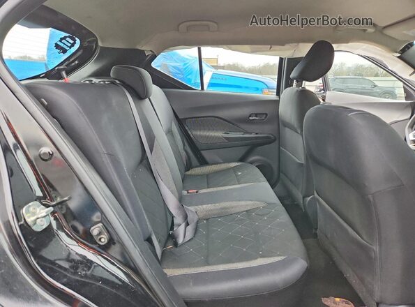 3N1CP5CU8JL545827 2018 NISSAN KICKS Черный Вид задней части салона