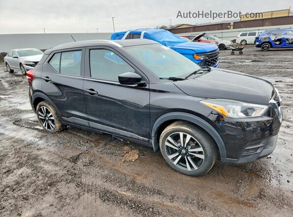 3N1CP5CU8JL545827 2018 NISSAN KICKS Черный Передняя правая четверть