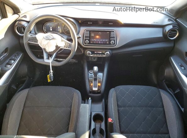 3N1CP5CU8KL516281 2019 NISSAN KICKS Красный Вид панели приборов