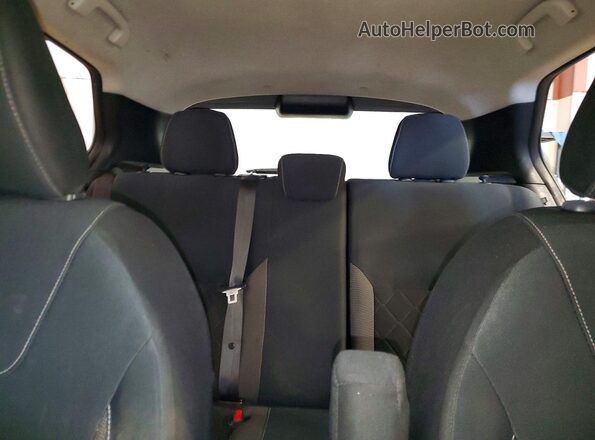3N1CP5CU8KL548065 2019 NISSAN KICKS Серебряный Вид задних сидений