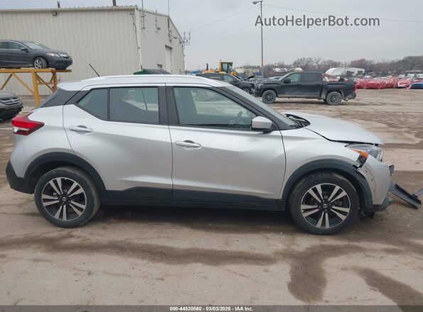 3N1CP5CU9KL528312 2019 NISSAN KICKS Silver Vista interior de 360 grados