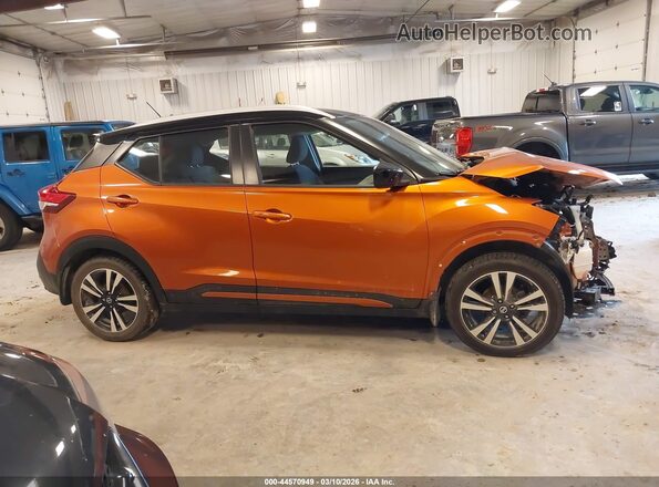 3N1CP5CUXKL561061 2019 NISSAN KICKS Оранжевый Вид щитка приборов