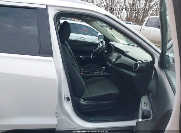 3N1CP5CV4RL574892 2024 NISSAN KICKS White წინა სალონის ხედი