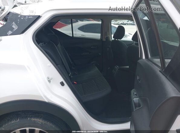 3N1CP5CV4RL574892 2024 NISSAN KICKS White VIN კოდის სტიკერის ხედი