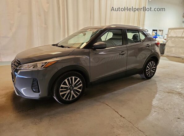 3N1CP5CV8PL514126 2023 NISSAN KICKS Серый Передняя левая четверть
