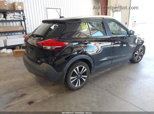 3N1CP5CV9LL539613 2020 NISSAN KICKS Черный Задняя правая четверть