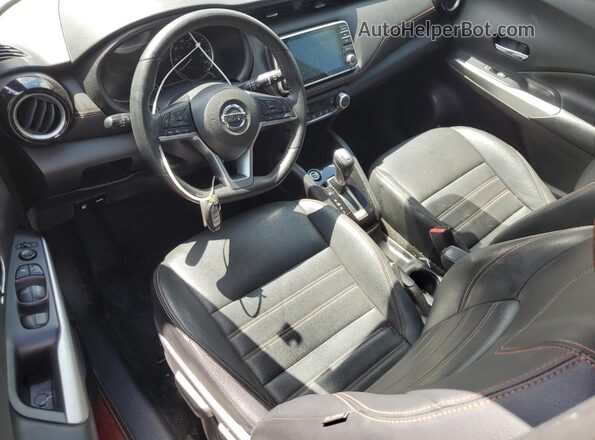 3N1CP5DV2LL551570 2020 NISSAN KICKS Красный Вид панели приборов