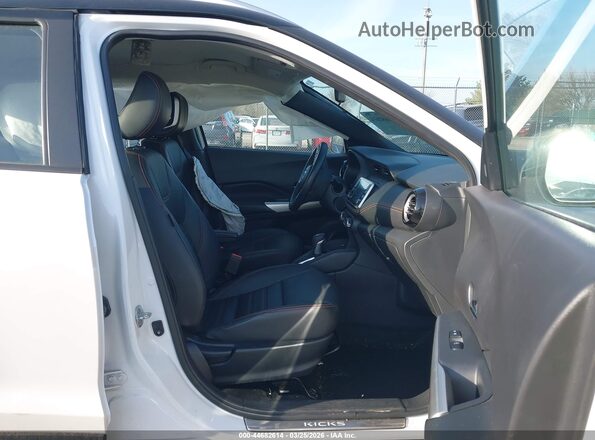 3N1CP5DV3LL545888 2020 NISSAN KICKS White წინა სალონის ხედი