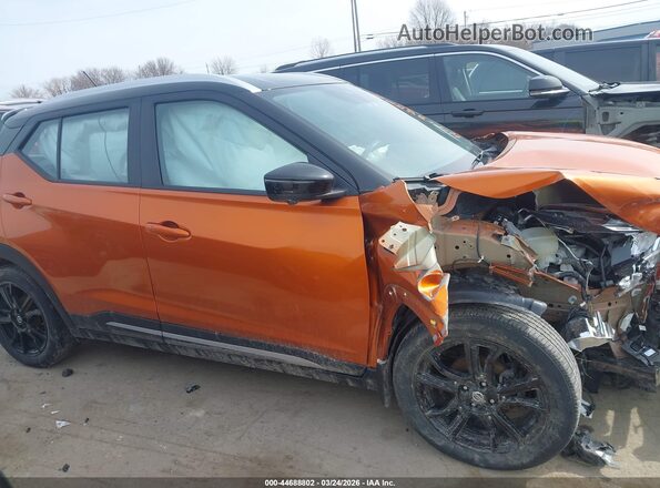 3N1CP5DV8LL571256 2020 NISSAN KICKS Orange უკანა სალონის ხედი