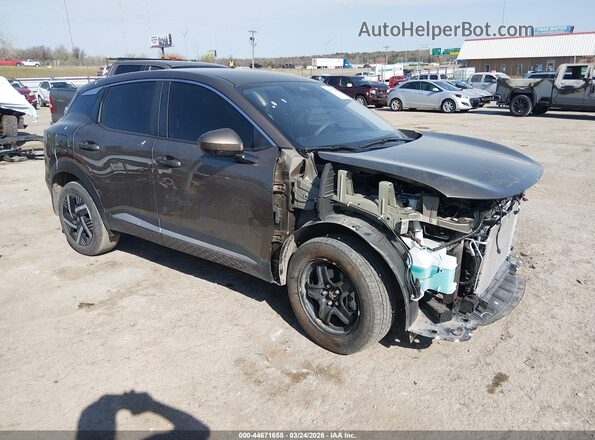 3N8AP6CA0SL309520 2025 NISSAN KICKS Серый Передняя правая четверть