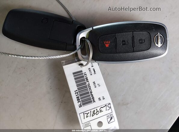 3N8AP6CA2SL398121 2025 NISSAN KICKS Blue Вид панелі приладів