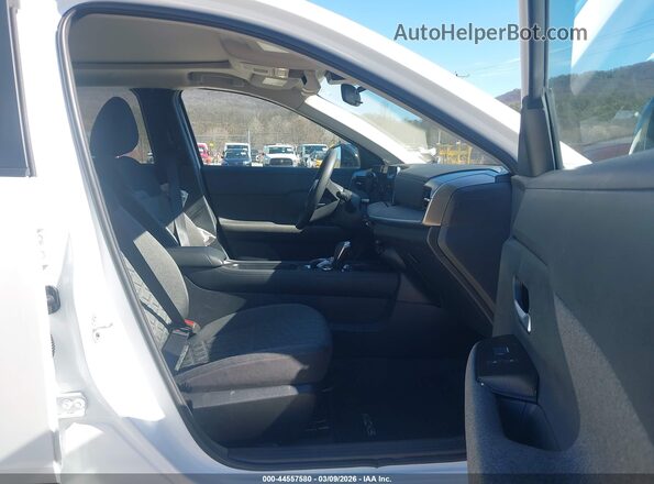 3N8AP6CB3TL314480 2026 NISSAN KICKS White Vista interior delantera