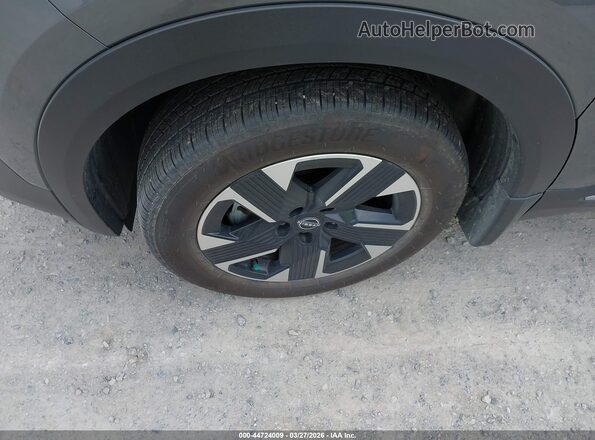 3N8AP6CB7SL408036 2025 NISSAN KICKS Gray Widok zestawu wskaźników