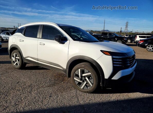 3N8AP6CE0TL323874 2026 NISSAN KICKS White Delantero derecho