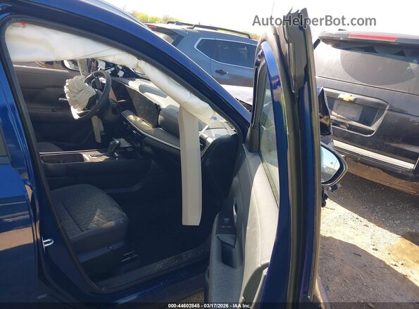 3N8AP6CE6TL310417 2026 NISSAN KICKS Blue Vista interior delantera