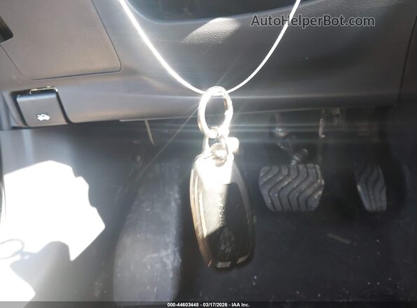 3N8AP6CE8TL337361 2026 NISSAN KICKS Черный Вид панели приборов