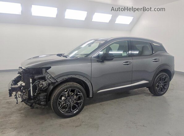 3N8AP6DA0TL378479 2026 NISSAN KICKS Серый Передняя левая четверть