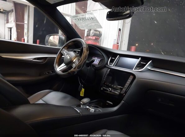 3PCAJ5BA8MF109916 2021 INFINITI QX50 White Front interior view