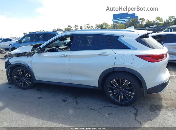 3PCAJ5BA8NF118858 2022 INFINITI QX50 White Панорамний вид салону 360°