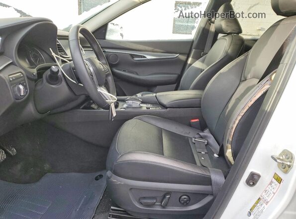 3PCAJ5BB3RF105708 2024 INFINITI QX50 White Widok wnętrza z przodu