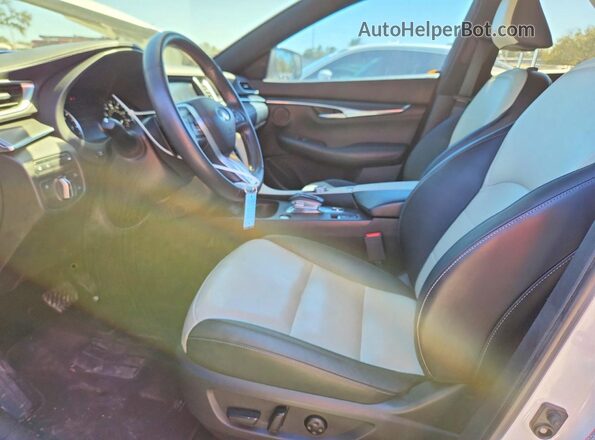 3PCAJ5JR3RF109224 2024 INFINITI QX55 White Widok wnętrza z przodu