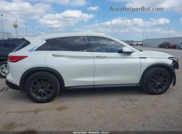 3PCAJ5M10KF120886 2019 INFINITI QX50 Белый Вид задней части салона