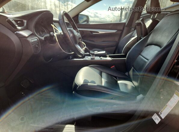 3PCAJ5M11KF135378 2019 INFINITI QX50 Черный Вид салона спереди