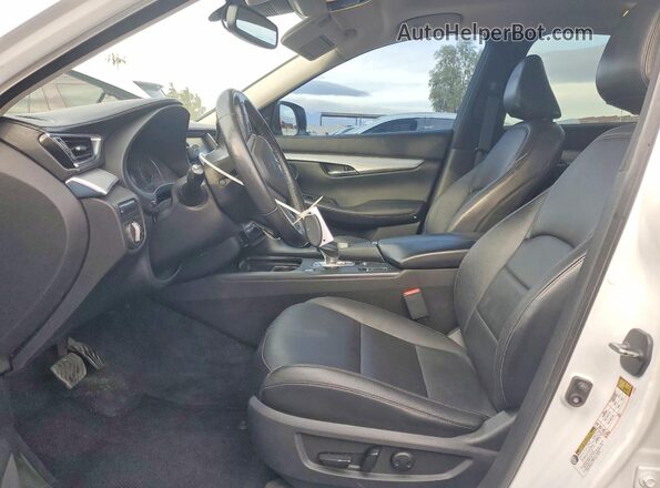 3PCAJ5M17KF138463 2019 INFINITI QX50 White Widok wnętrza z przodu