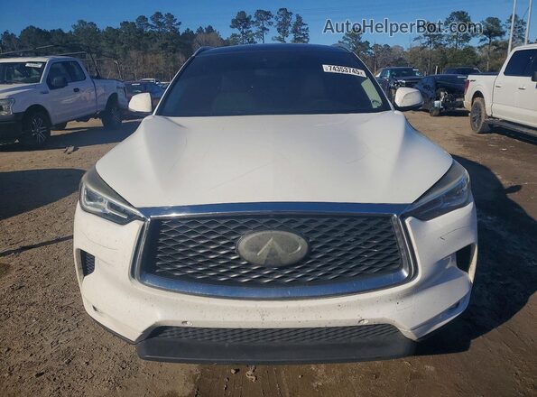 3PCAJ5M19KF107084 2019 INFINITI QX50 White Widok z przodu