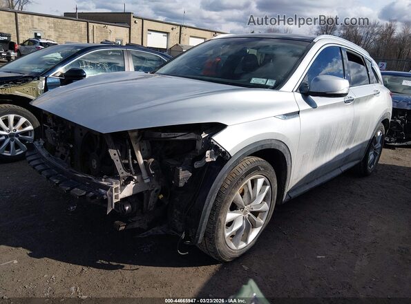 3PCAJ5M31KF129081 2019 INFINITI QX50 Серебряный Передняя левая четверть