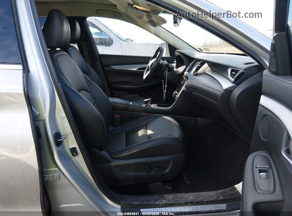 3PCAJ5M31KF129081 2019 INFINITI QX50 Серебряный Вид салона спереди