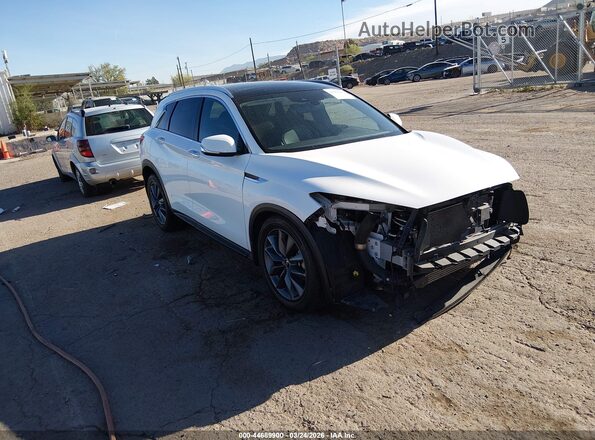 3PCAJ5M32KF132328 2019 INFINITI QX50 White Przód prawy
